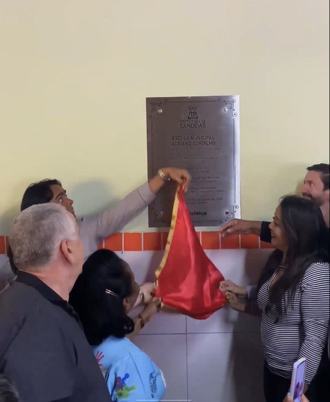 Candeias: Prefeitura entrega requalificação de duas escolas