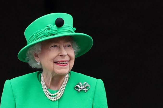 Morre Elizabeth II, a rainha que uniu os britânicos em crises, guerras e dilemas da monarquia