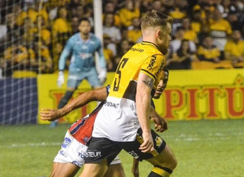 Bahia fica somente no empate com o Criciúma fora de casa