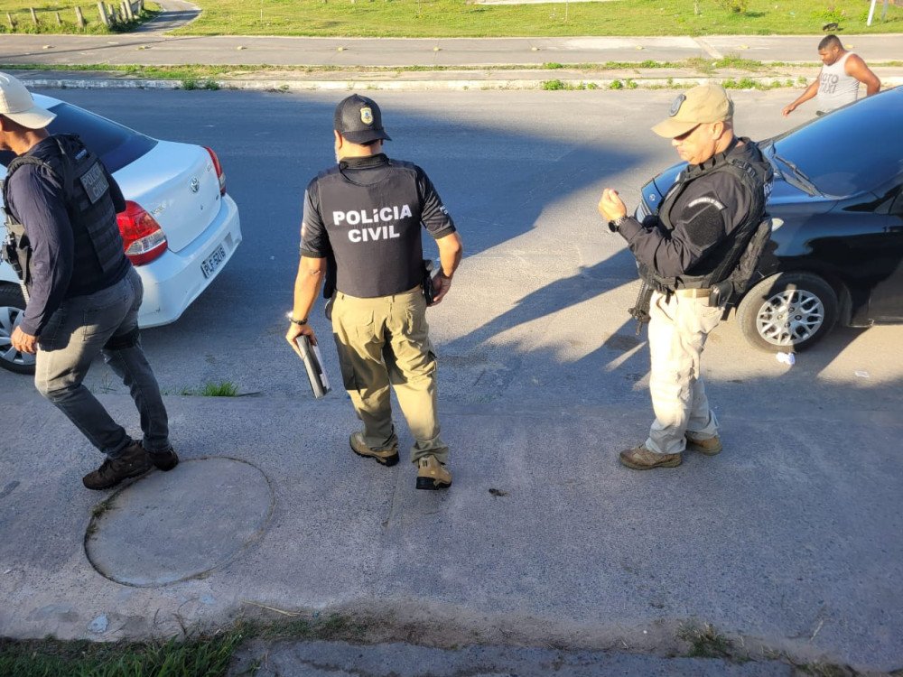 Oito alvos envolvidos com tráfico e homicídio já foram localizados em mega operação em Salvador e RMS
