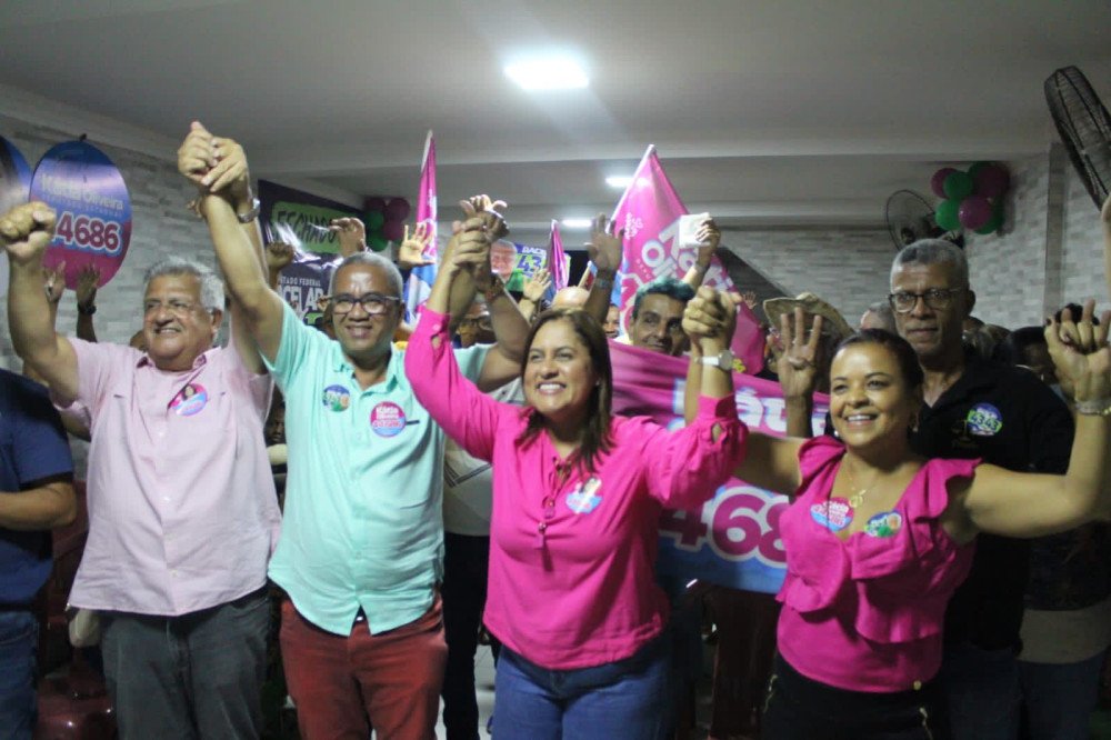 Vereadora Rosana de Bobó realiza grande reunião com os candidatos a deputados Katia Oliveira e Bacelar