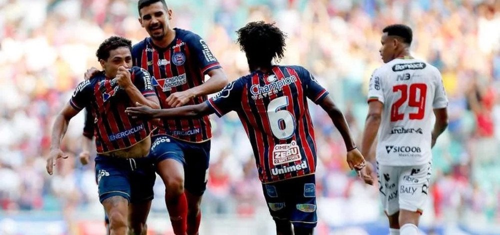 Bahia vence em casa e aumenta vantagem no G4