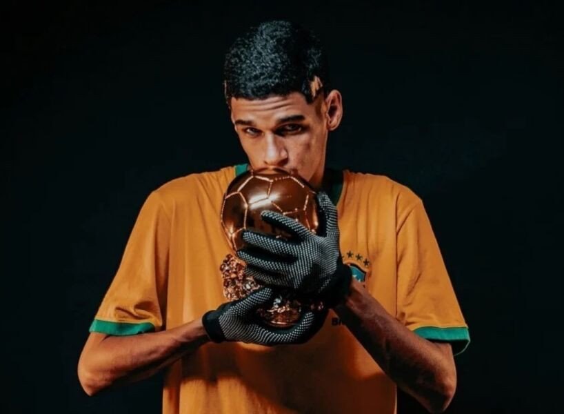 Luva de Pedreiro vai participar da premiação Bola de Ouro 2022