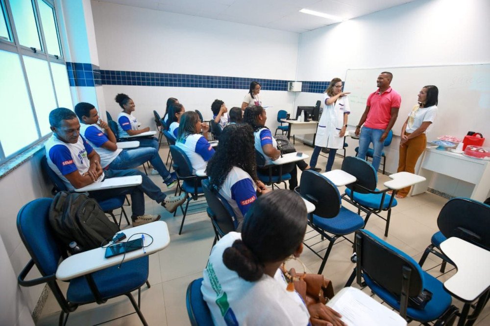 *Projeto Qualifica Camaçari da Sedes conclui mais uma turma*