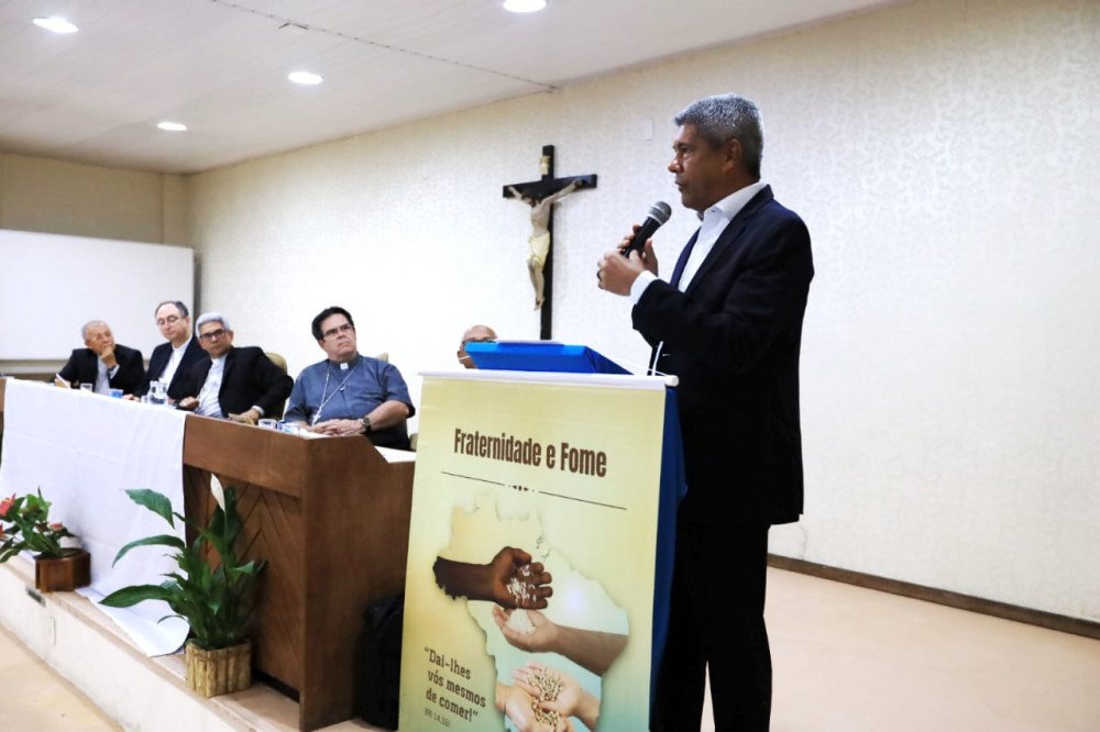 Governador eleito, Jerônimo Rodrigues firma parceria com a Igreja Católica para o combate à fome na Bahia
