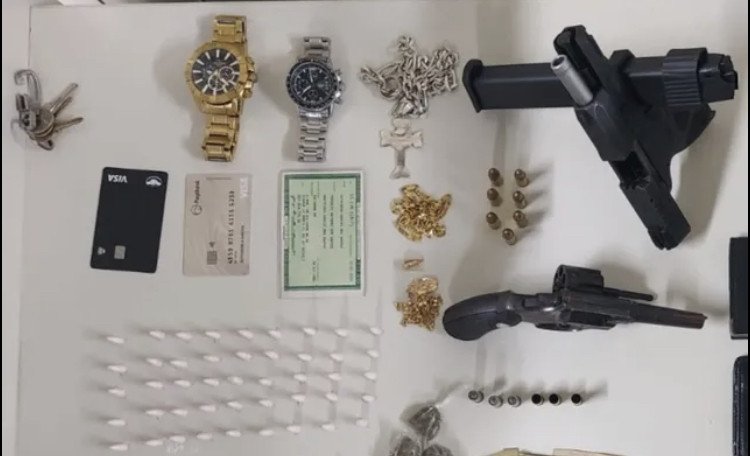 Dois homens morrem em confronto com a PM e quatro são presos na RMS