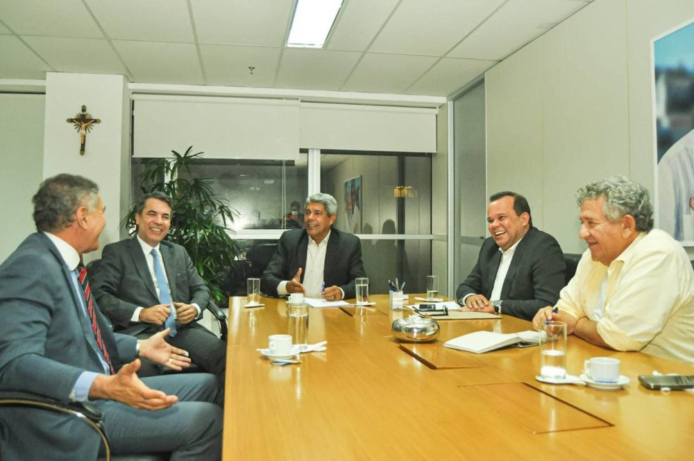 Em reunião com presidente do TCM, Jerônimo destaca importância da capacitação de gestores públicos