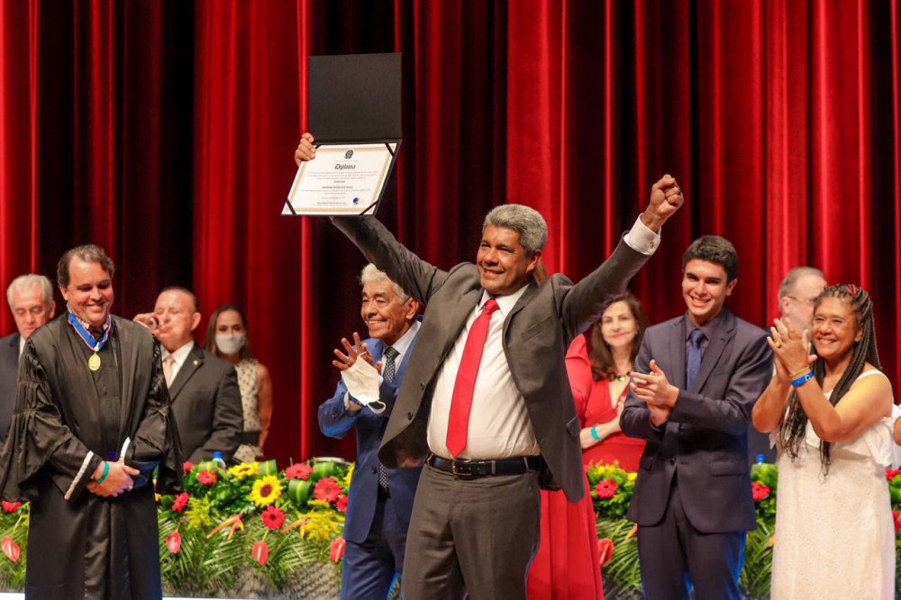 Jerônimo Rodrigues é diplomado governador pelo TRE-BA
