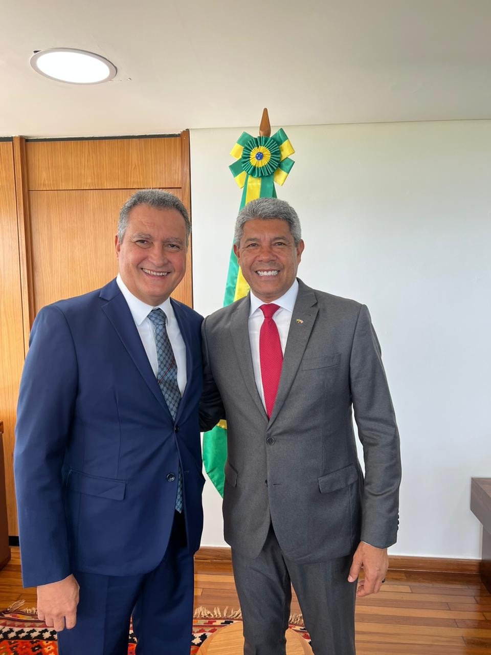 Governador Jerônimo Rodrigues participa da cerimônia de posse de Rui Costa na Casa Civil