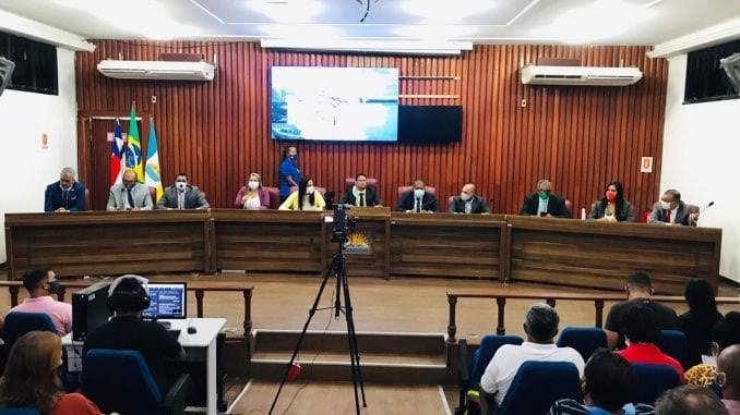 Madre de Deus: Câmara reestrutura proventos de parlamentares e servidores