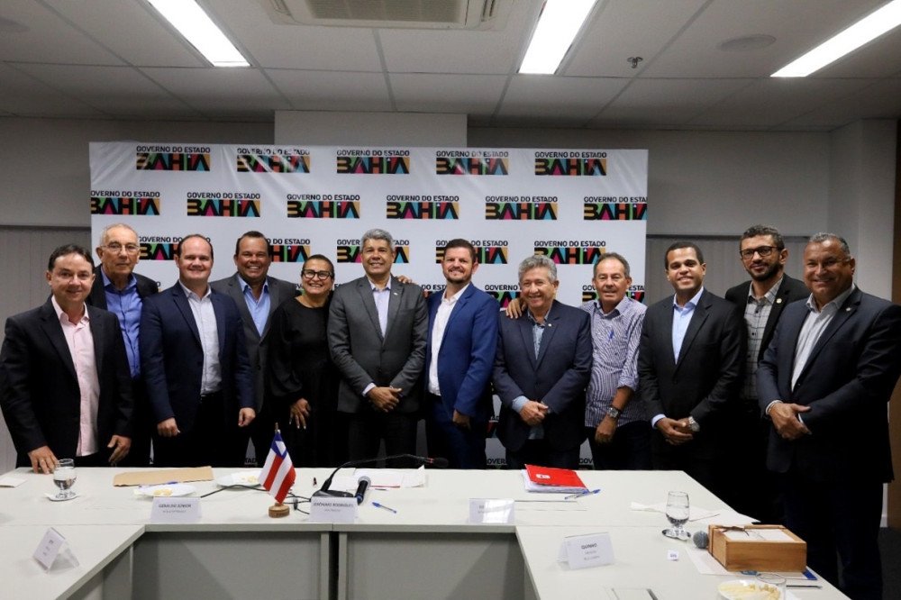 Governador reúne prefeitos para reforçar a representatividade dos municípios e da Federação de Consórcios