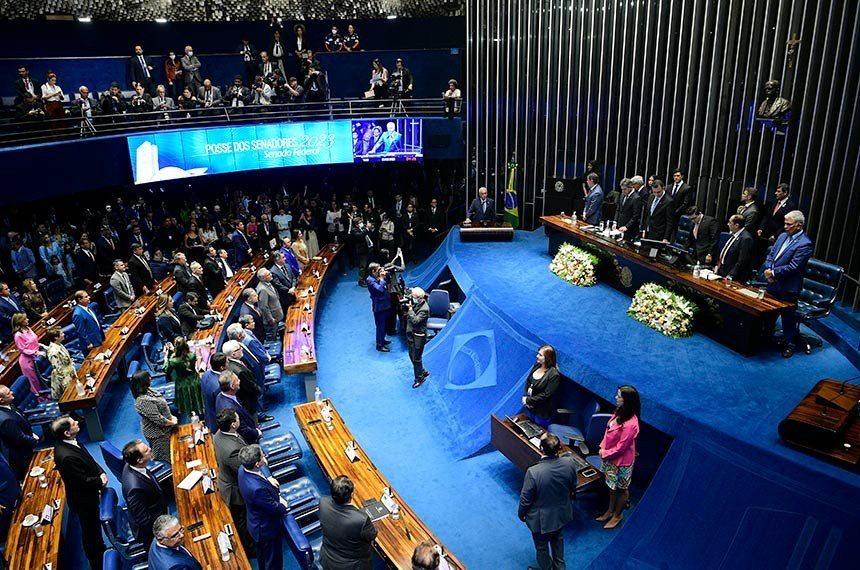 Senadores tomaram posse nesta quarta-feira, 01 de fevereiro