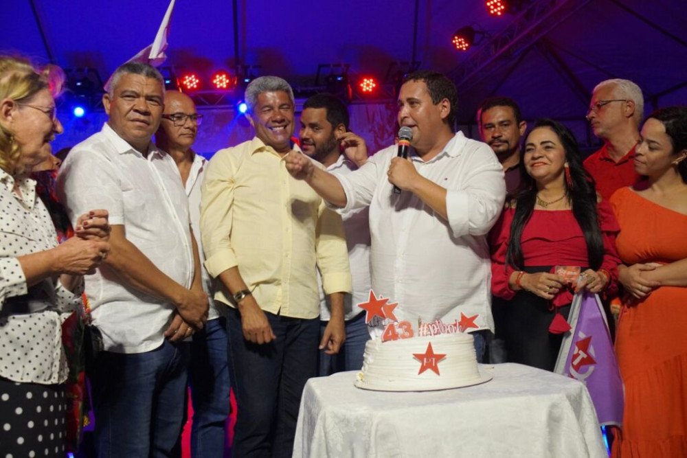 Com Jerônimo, PT Bahia comemora aniversário de 43 anos do partido