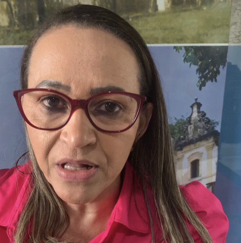 Após mensagem do prefeito, Amiga Jú pede que executivo “fiscalize melhor suas obras”