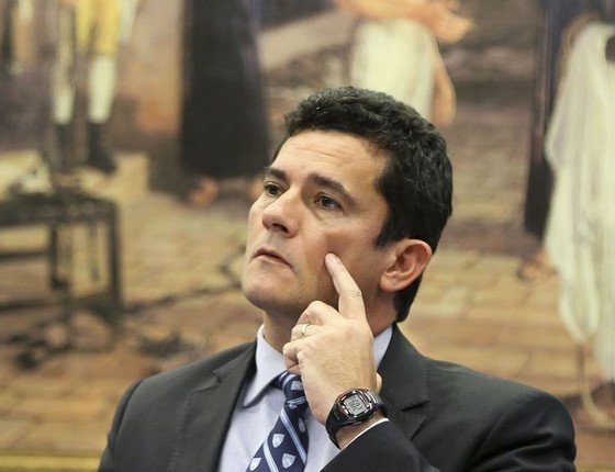 Moro decide devolver a Lula bens apreendidos em fase da Lava Jato