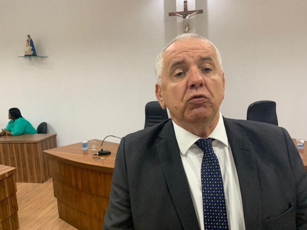 Líder do governo relata necessidade de reunir comissão de Saúde, secretário municipal e interventora para debater situação da intervenção no Hospital de Candeias.