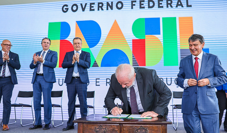 Com novo Bolsa Família, governo Lula convoca país a enfrentar a fome