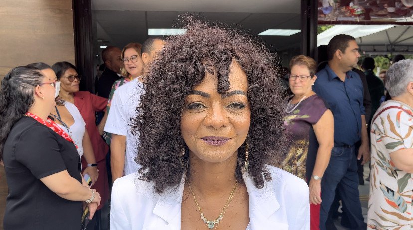 Irmã de Rilza, Ró Valentim se emociona ao falar do Centro de Anemia Falciforme