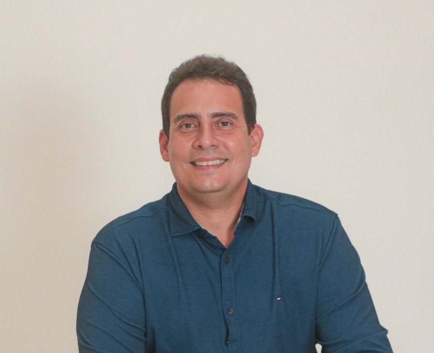 Rivelino da Facilites comemora aniversário gerando novos empregos na Bahia