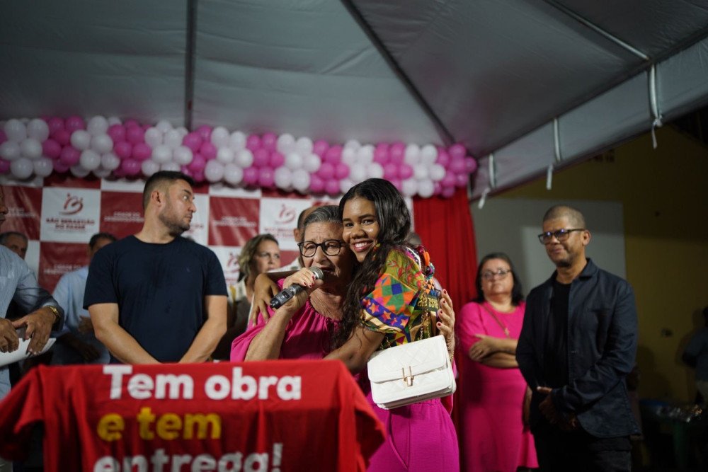 Bastião: Prefeitura entrega Quadra Poliesportiva no Humildes
