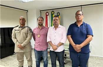 Madre de Deus: Prefeito e secretário de Segurança se reúnem com Polícias Civil e Militar