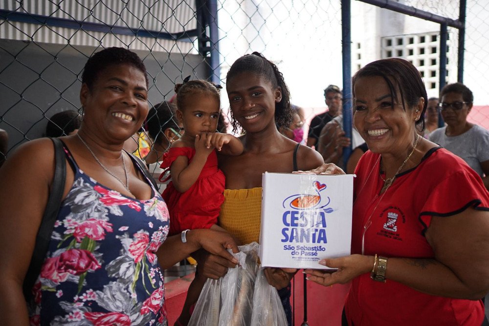 Cesta Santa beneficia cerca de 10 mil famílias em São Sebastião do Passé