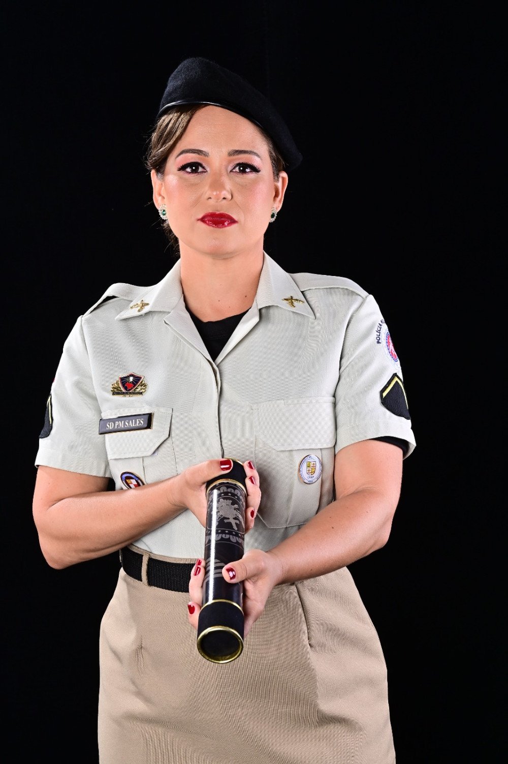 Em ato solene, moradora de Candeias se forma policial militar