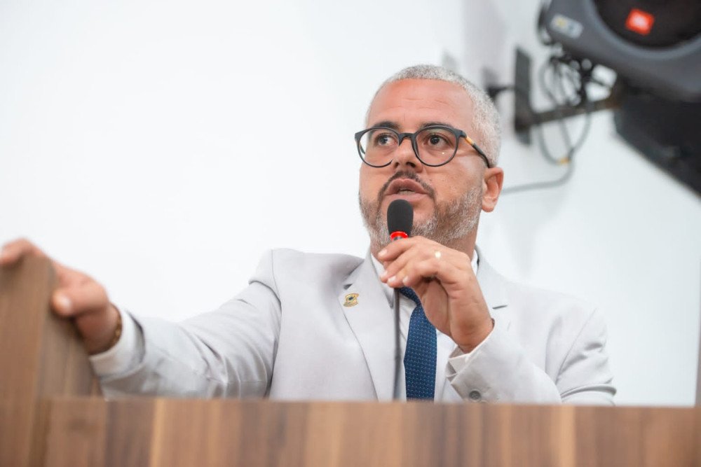 Vereador Marden Lessa parabeniza governador e solicita reunião com a ACELEN para tratar sobre a construção da refinaria de refino HVO.