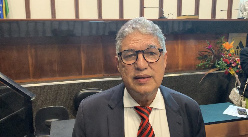 “Foram seis anos de resistência para manter a UNILAB aberta”, destaca Rosemberg