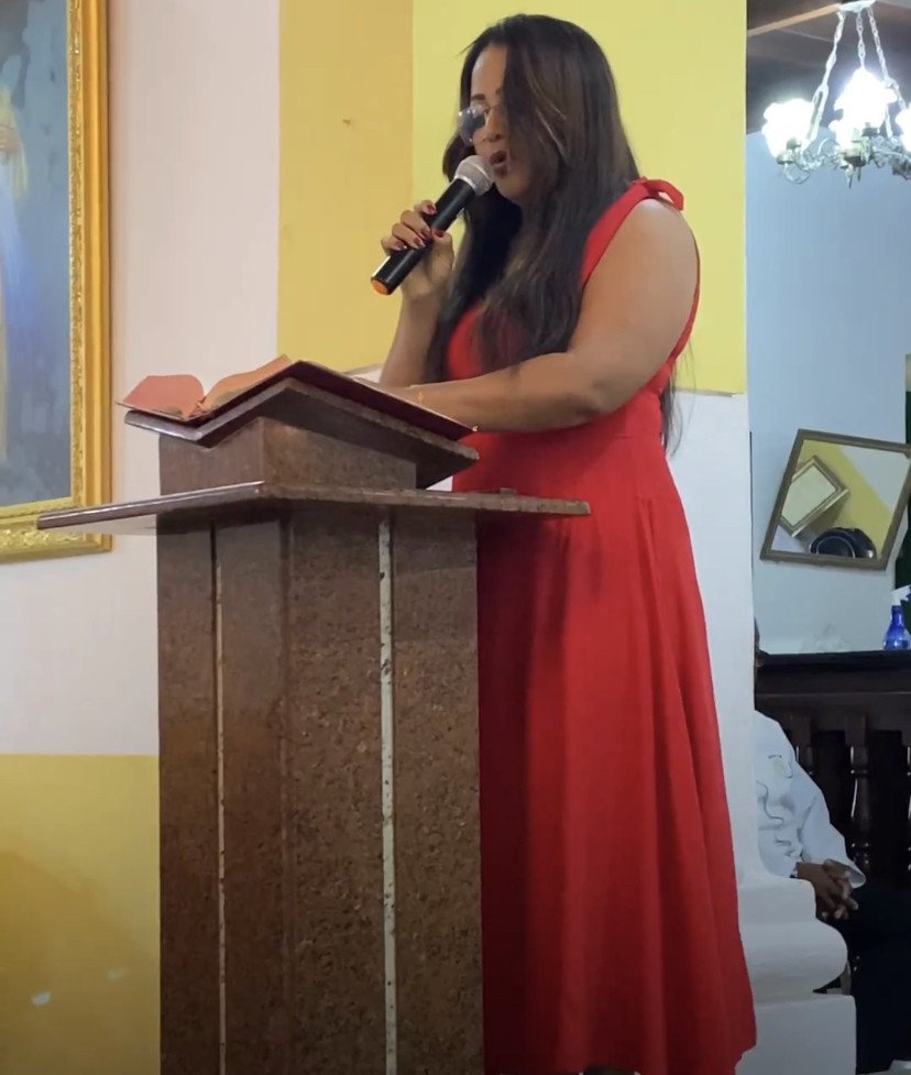 Marivalda comemora aniversário com Missa de Ação de Graças no Santuário de Candeias