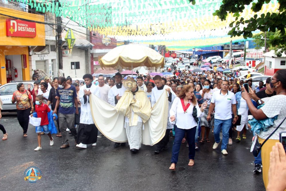 Missas marcam celebrações de Corpus Christi na Paróquia Nossa Senhora das Candeias