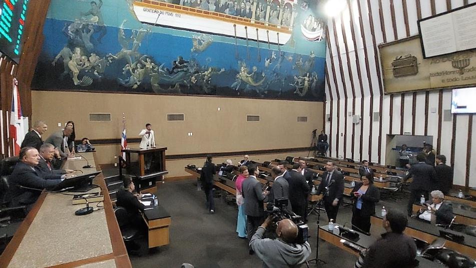 ALBA APROVA LDO EM PRIMEIRO TURNO