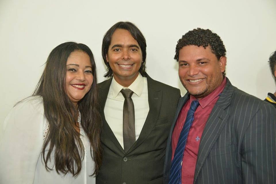 Valdir e Marivalda tomam posse nesta quinta !