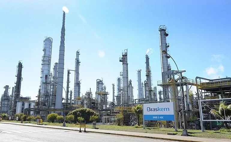 PETROBRAS PODE COMPRAR BRASKEM E AQUECER NOVAMENTE ECONOMIA BAIANA