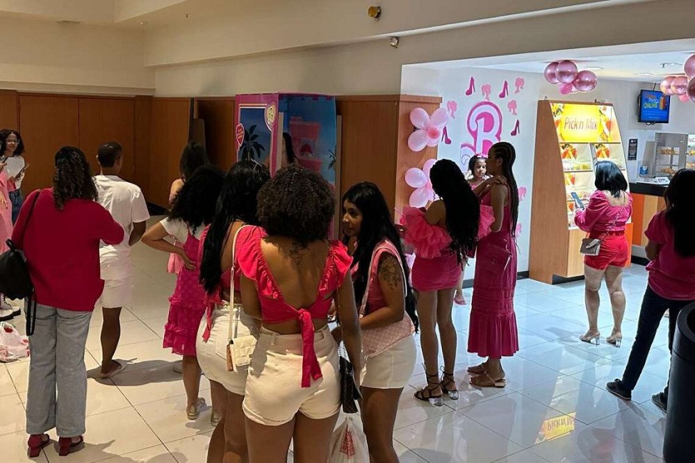 Estreia do filme da Barbie leva 