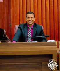 Madre de Deus: Kikito Tourinho (PT) assume secretaria de Desenvolvimento Econômico no lugar de Daltro, que volta para Petrobras.