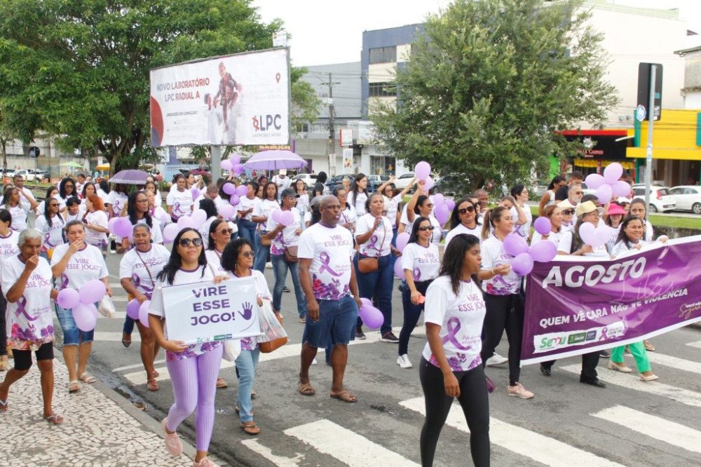 Camaçari: Caminhada abre programação do Agosto Lilás pelo fim da violência contra a mulher