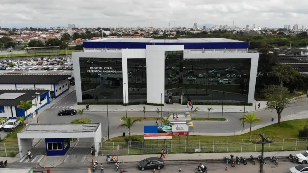 Governo do Estado entrega 30 novos leitos e amplia serviço de nutrição no Hospital Geral Clériston Andrade