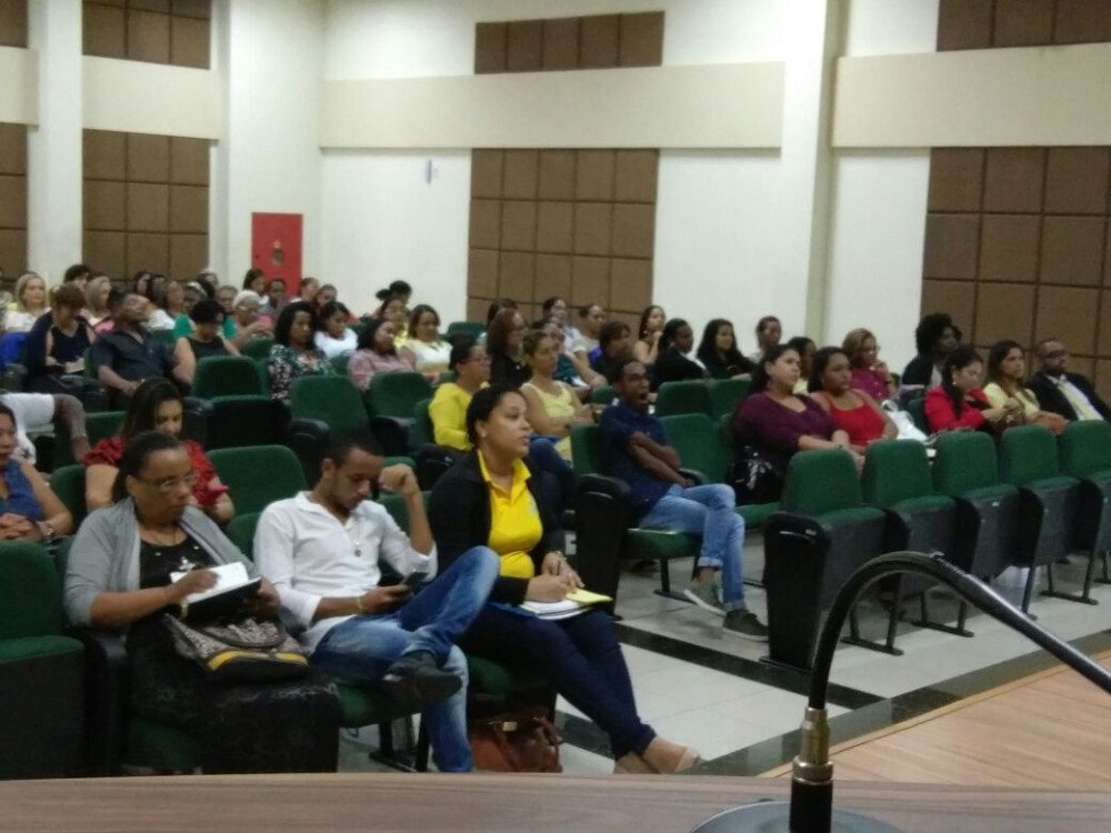 Prefeitura de Candeias realiza seminário contra a exploração sexual de crianças e adolescentes