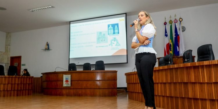 Candeias: Café Científico discute avanços no tratamento de feridas de difícil cicatrização