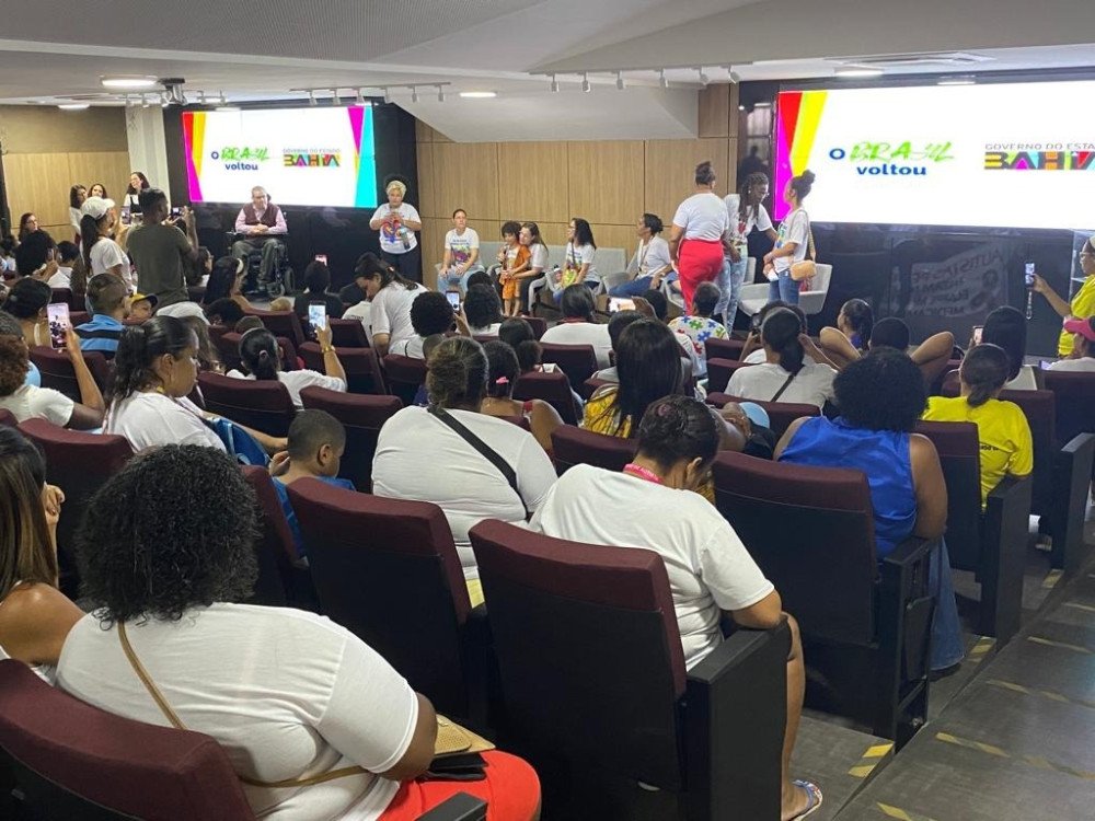 Bahia construirá 15 Centros Especializados e convocará municípios a ampliarem atendimento a pacientes com TEA