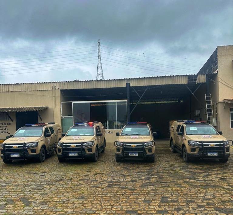 10ª CIPM recebe quatro novas viaturas para reforçar a segurança no Quadrilátero do Petróleo