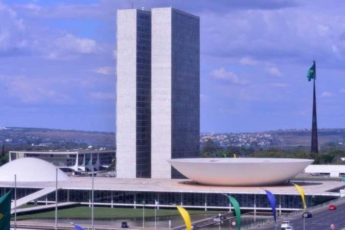 Câmara aprova urgência para votação de minirreforma eleitoral