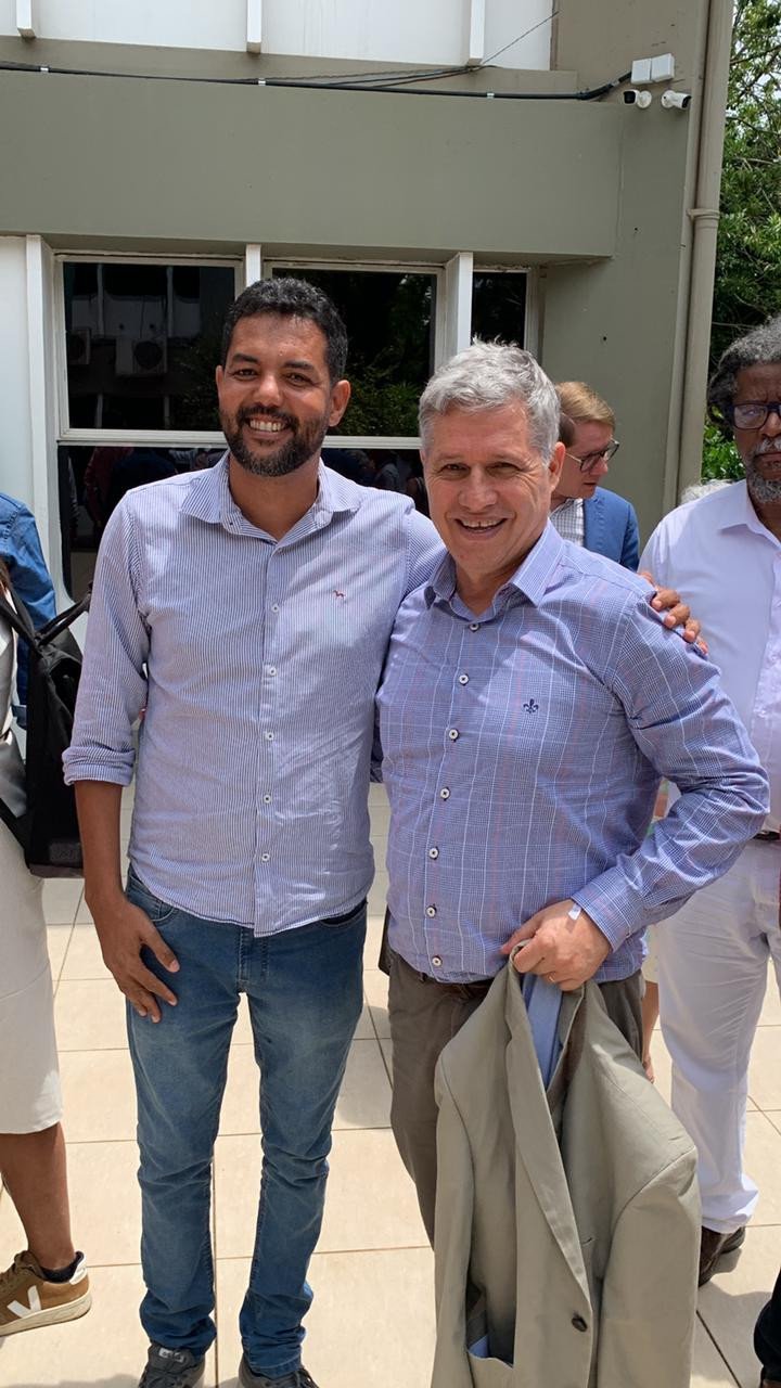 Ministro Paulo Teixeira é recebido na Bahia pelo deputado Joseildo e Émerson Nino