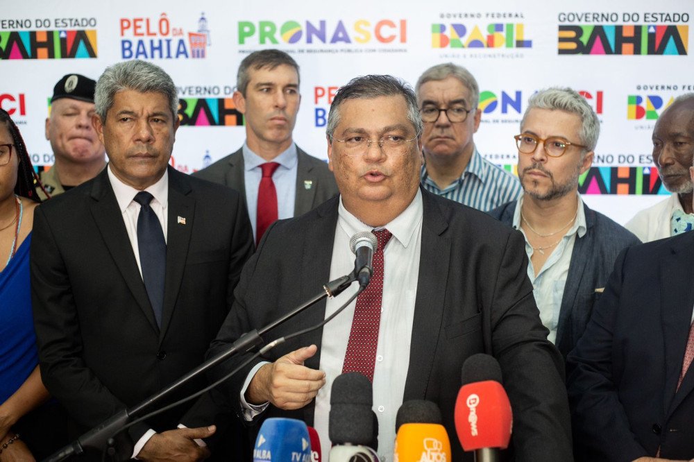 Governo cria 100 mil bolsas para capacitar agentes de segurança