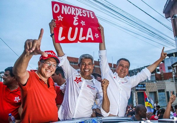 PT é o partido preferido pela população da Bahia, indica pesquisa
