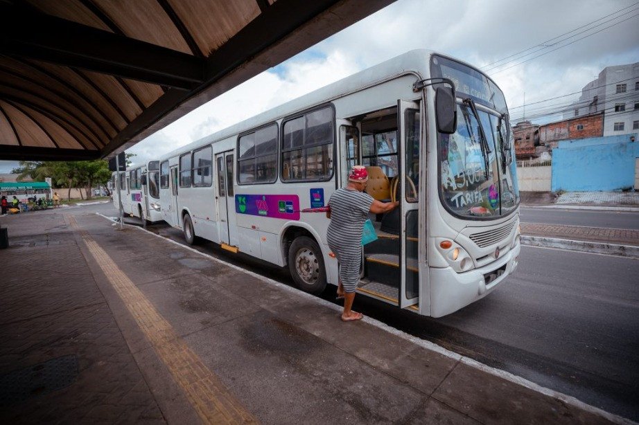 Camaçari: Terminal de Integração Rodoviário volta a operar nesta segunda (9)