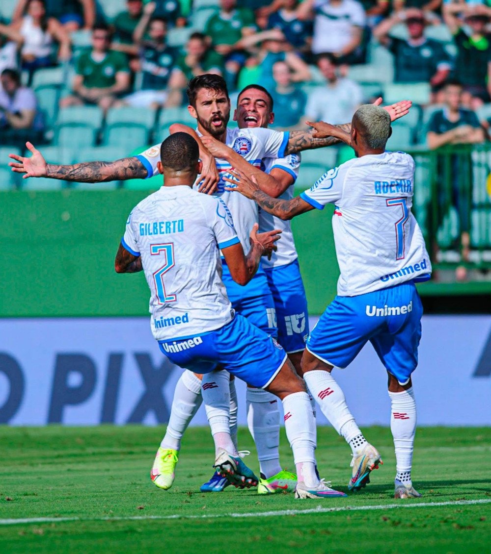 Bahia mete seis no Goiás, vence o jogo e se recupera na Série A