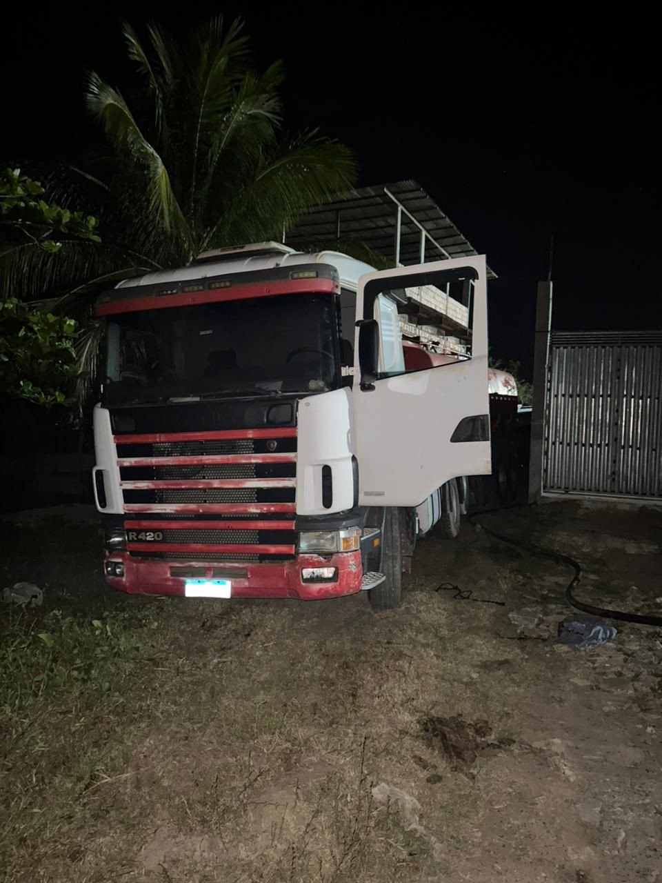 RMS: 4°PELOTÃO DA 10ª CIPM FRUSTA TENTATIVA DE FURTO EM SFC