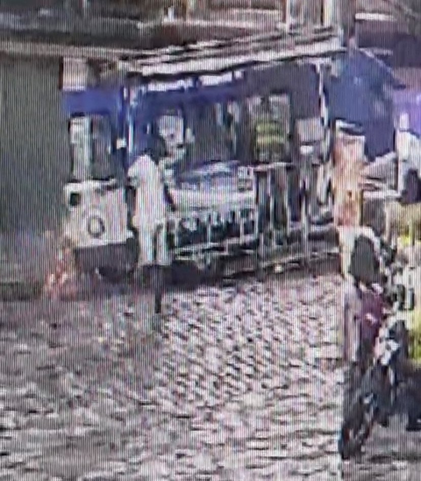 Policial do 4°pelotão da 10ªCIPM evita tragédia e neutraliza indivíduo que tentou pegar arma de Pfem.